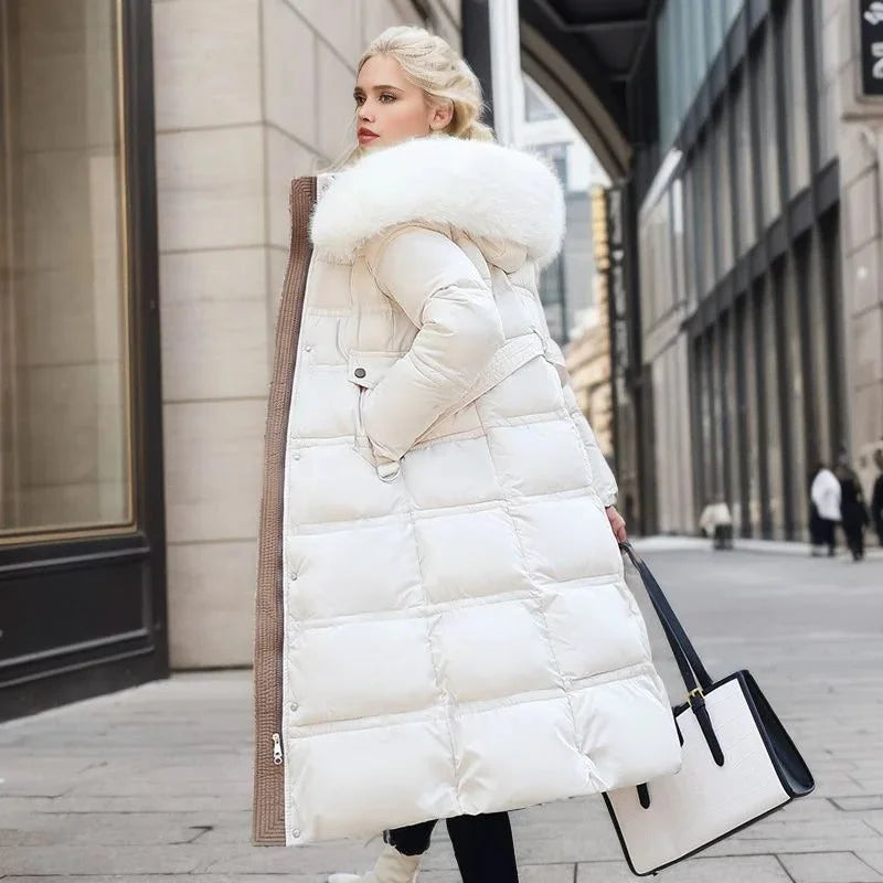 Loose-Fit Winter Parka with Fur-Trimmed Hood and Water-Repellent Finish